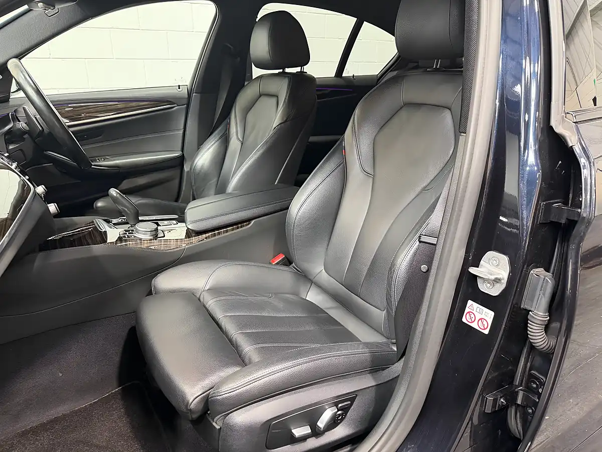 Used 2018 BMW 5 Series M Sport Carbon Black - Interior and Exterior details 17