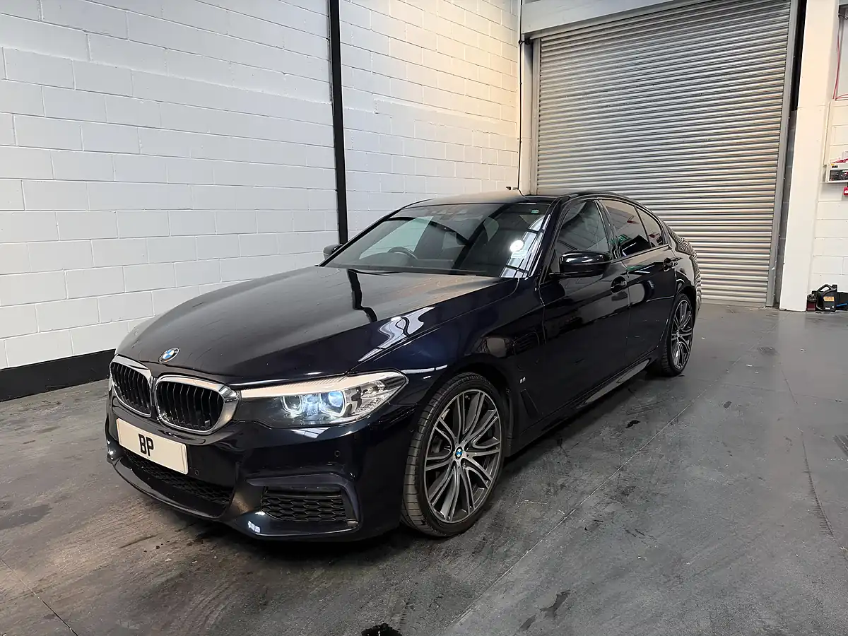 Used 2018 BMW 5 Series M Sport Carbon Black - Interior and Exterior details 6