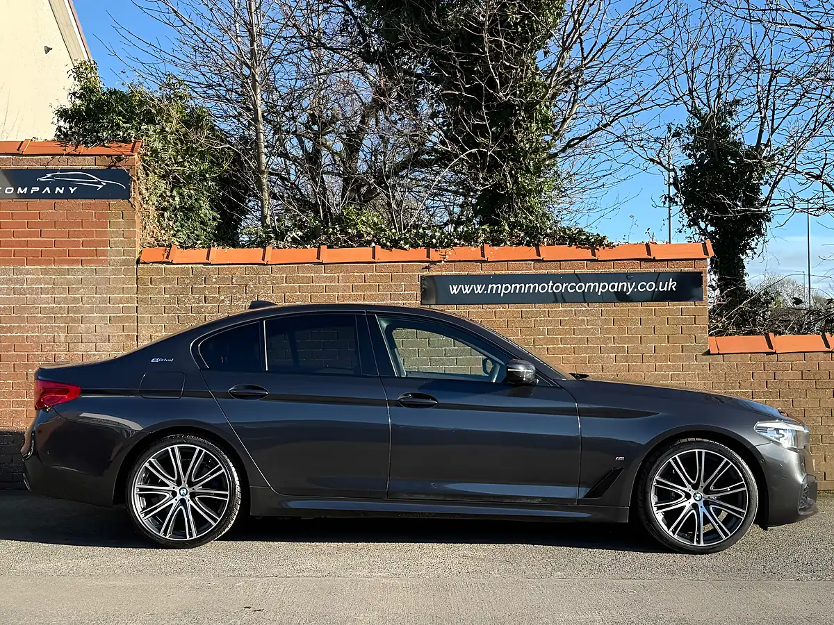 Used 2018 BMW 5 Series M Sport Grey - Interior and Exterior details 3