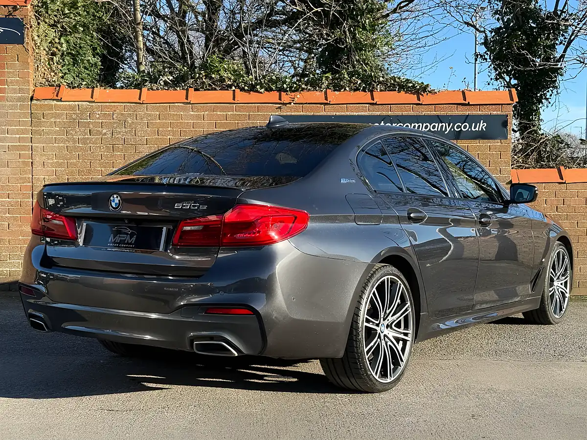 Used 2018 BMW 5 Series M Sport Grey - Interior and Exterior details 5