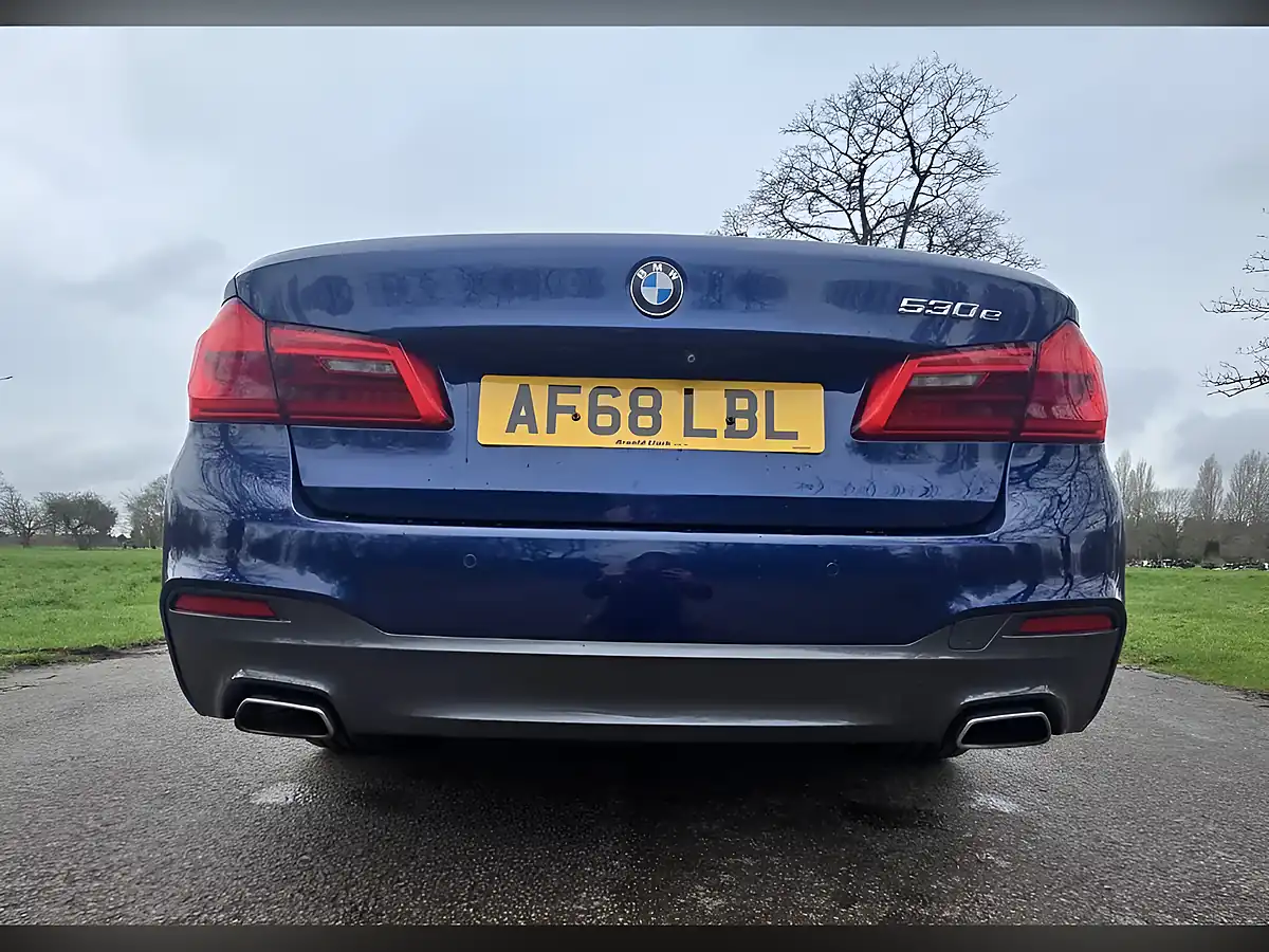 Used 2018 BMW 5 Series M Sport Mediterranean Blue - Interior and Exterior details 16