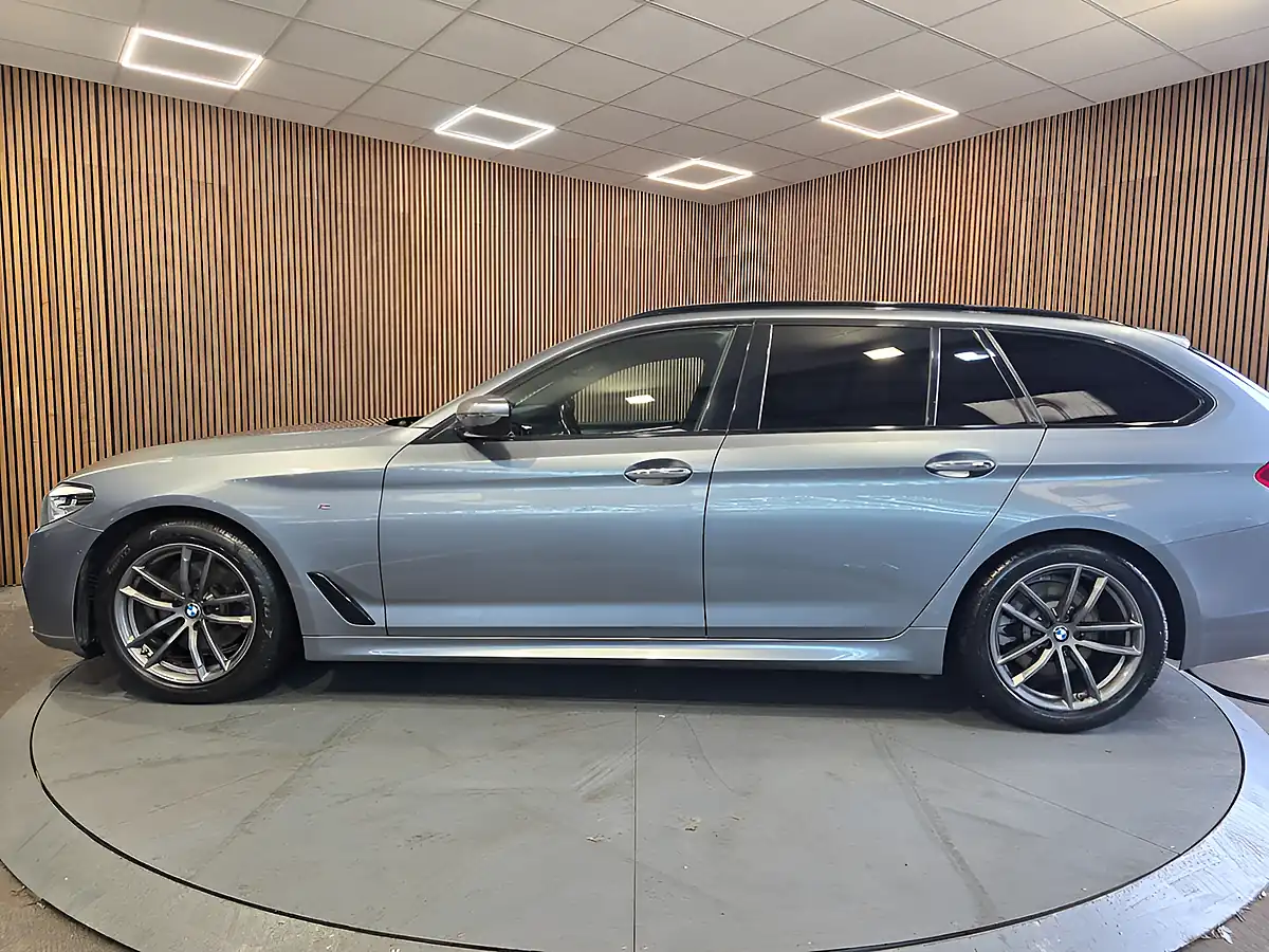 Used 2018 BMW 5 Series M Sport Touring Blue - Interior and Exterior details 6