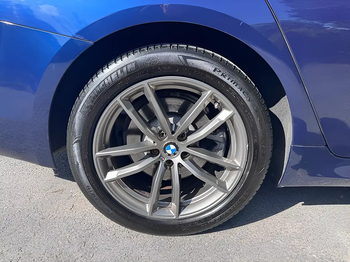 Used 2018 BMW 5 Series M Sport Touring Mediterranean Blue - Interior and Exterior details 10