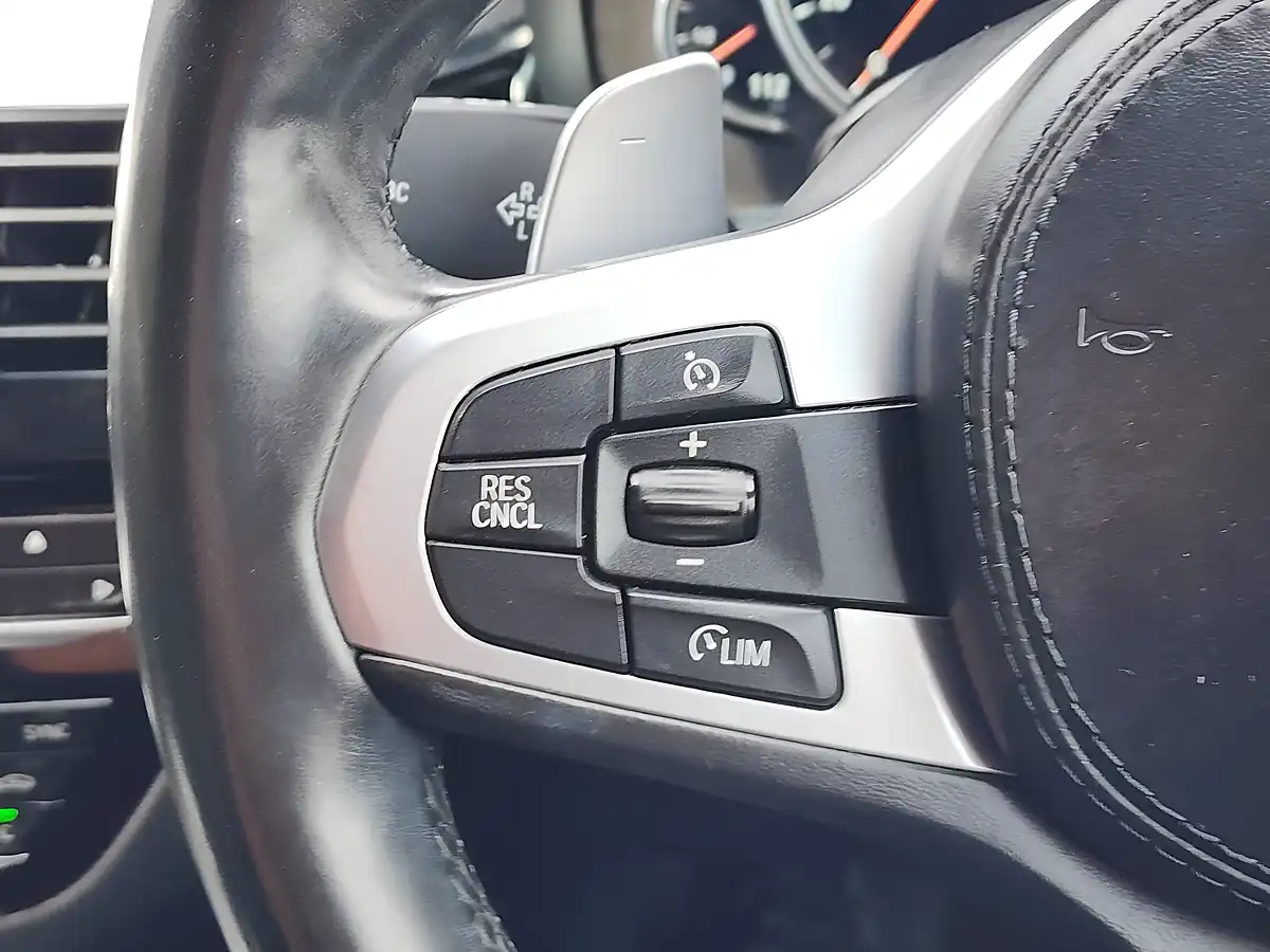 Used 2018 BMW 5 Series M Sport Touring White - Interior and Exterior details 15