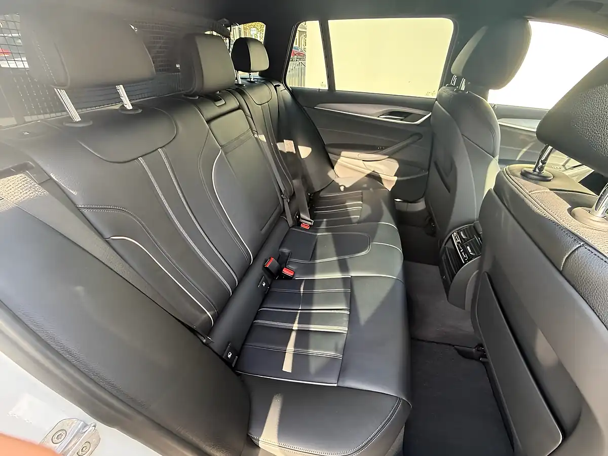 Used 2018 BMW 5 Series M Sport Touring White - Interior and Exterior details 15