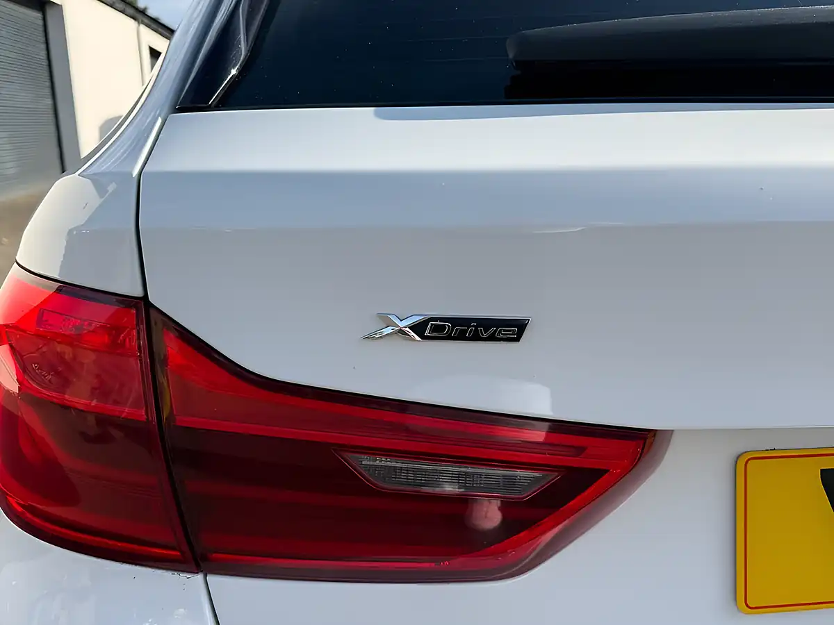 Used 2018 BMW 5 Series M Sport Touring White - Interior and Exterior details 6