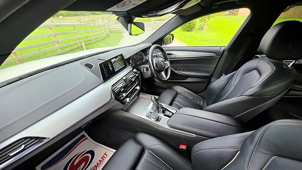 Used 2018 BMW 5 Series M Sport Touring White - Interior and Exterior details 12