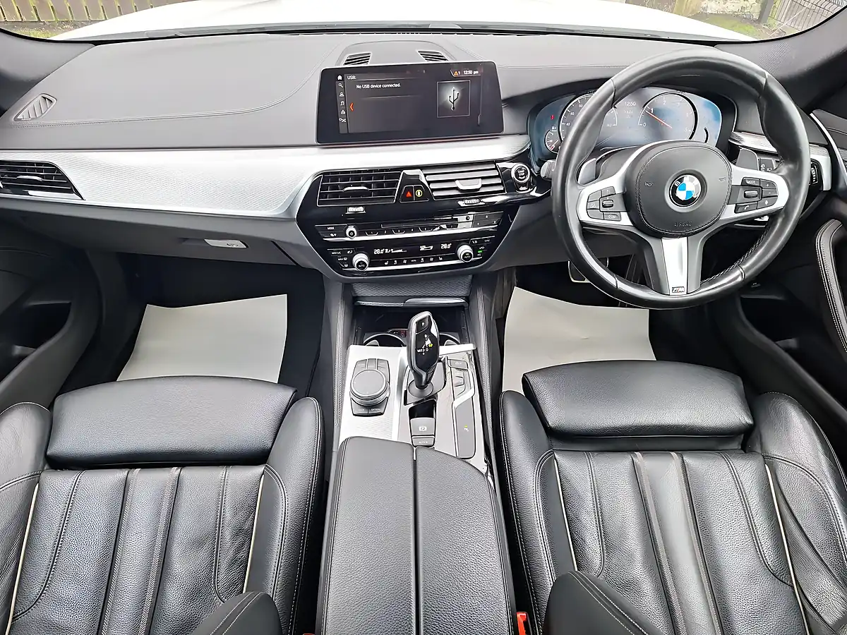 Used 2018 BMW 5 Series M Sport Touring White - Interior and Exterior details 9