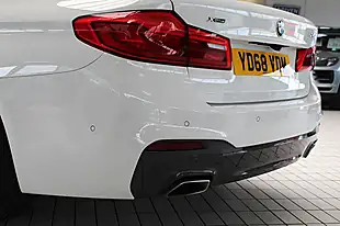 Used 2018 BMW 5 Series M Sport White - Interior and Exterior details 11
