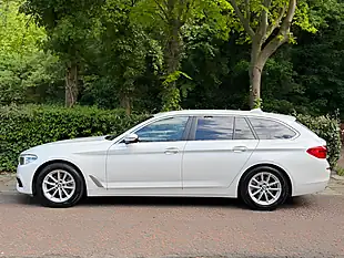 Used 2018 BMW 5 Series Se Arctic White - Interior and Exterior details 12