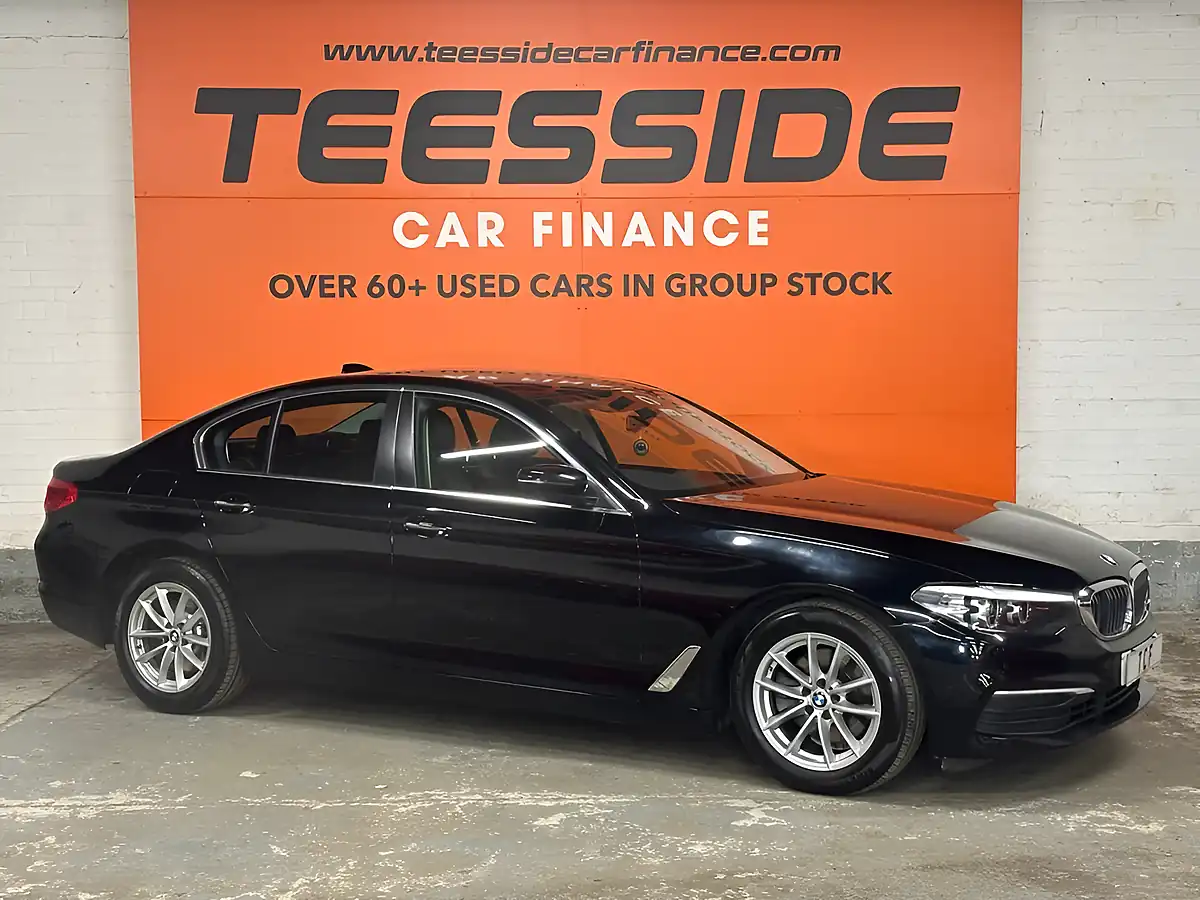 Used 2018 BMW 5 Series Se Black - Front View