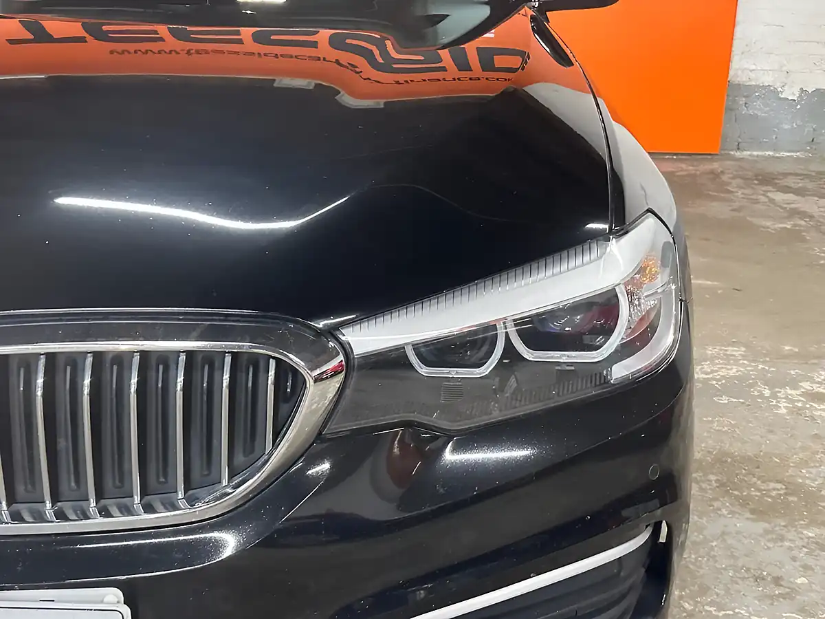 Used 2018 BMW 5 Series Se Black - Interior and Exterior details 17