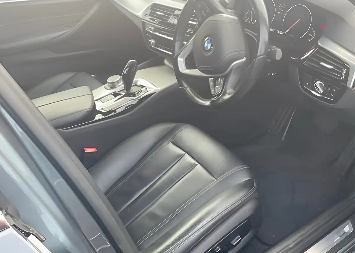 Used 2018 BMW 5 Series Se Bluestone - Interior and Exterior details 4