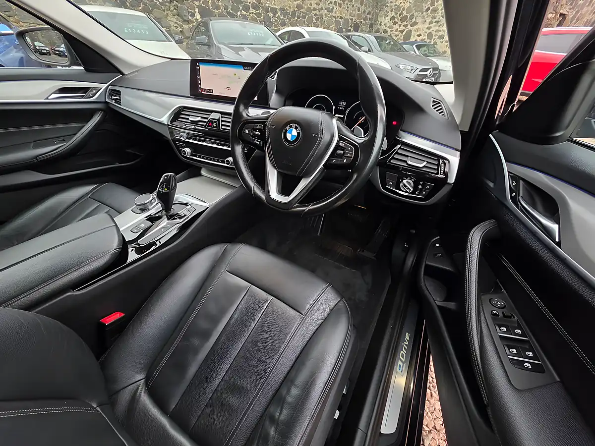Used 2018 BMW 5 Series Se Imperial Blue Xirallic - Interior and Exterior details 8