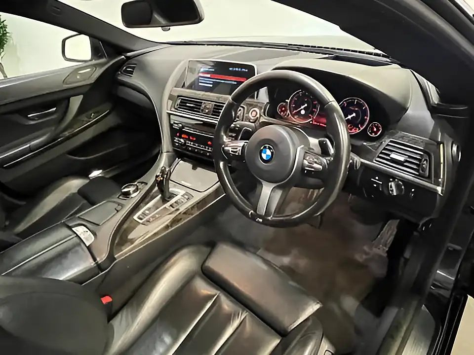 Used 2018 BMW 6 Series M Sport Black - Interior and Exterior details 3