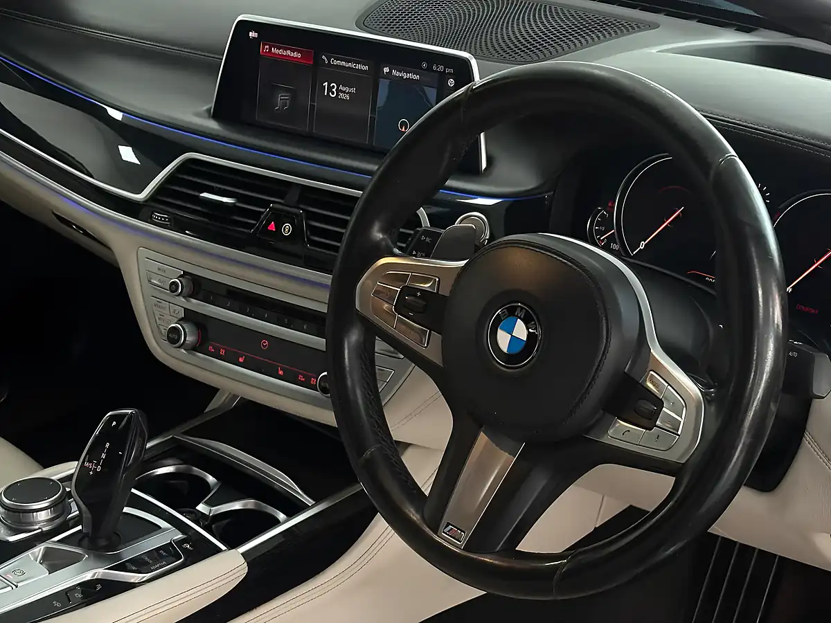 Used 2018 BMW 7 Series M Sport Grey - Interior and Exterior details 11