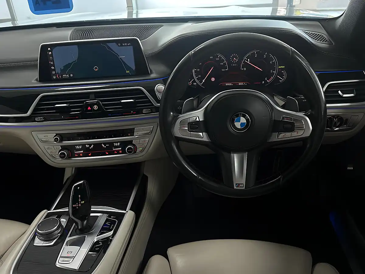 Used 2018 BMW 7 Series M Sport Grey - Interior and Exterior details 12