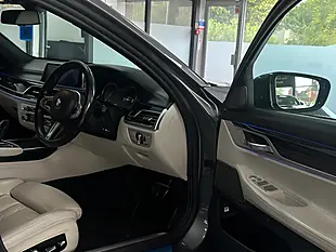 Used 2018 BMW 7 Series M Sport Grey - Interior and Exterior details 13