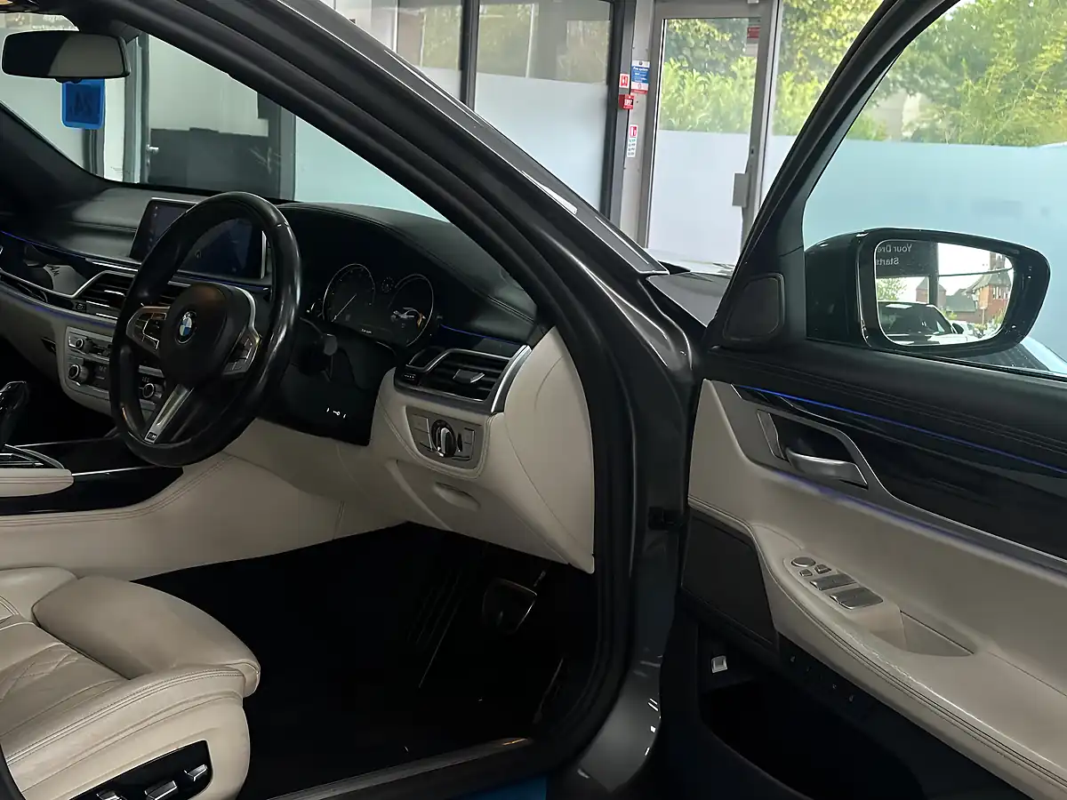 Used 2018 BMW 7 Series M Sport Grey - Interior and Exterior details 13
