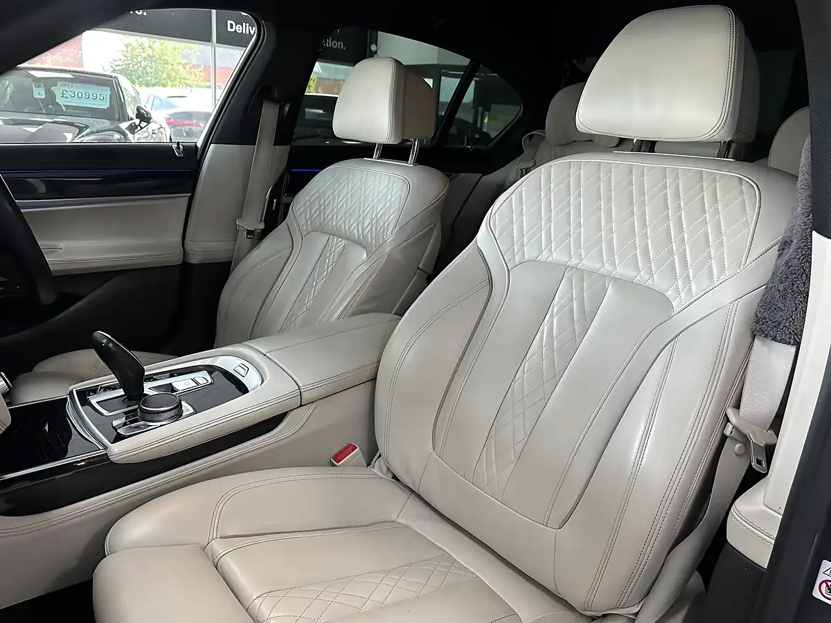 Used 2018 BMW 7 Series M Sport Grey - Interior and Exterior details 20