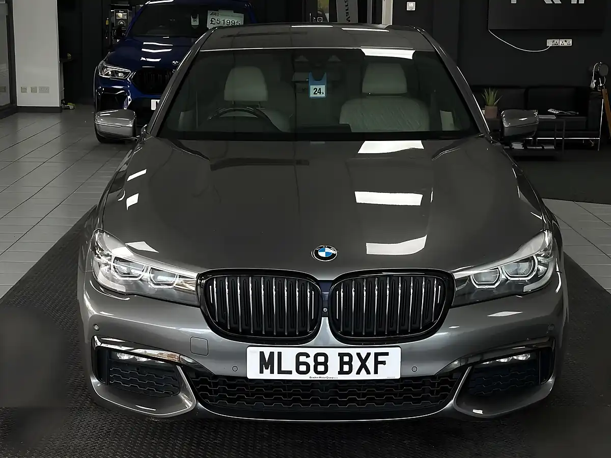 Used 2018 BMW 7 Series M Sport Grey - Interior and Exterior details 4