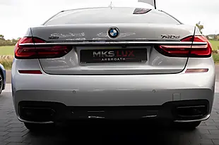 Used 2018 BMW 7 Series M Sport Silver - Interior and Exterior details 7