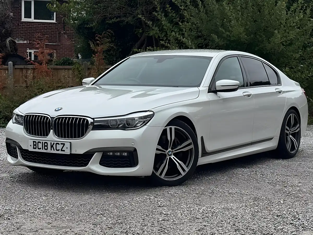 Used 2018 BMW 7 Series M Sport White - Interior and Exterior details 2