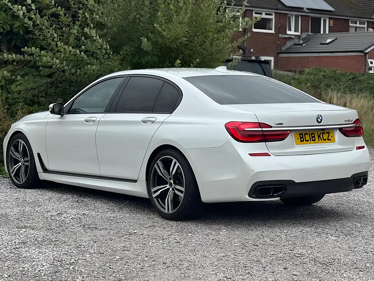 Used 2018 BMW 7 Series M Sport White - Interior and Exterior details 6