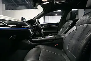 Used 2018 BMW 7 Series M760L Glacier Silver - Interior and Exterior details 10