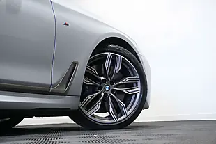 Used 2018 BMW 7 Series M760L Glacier Silver - Interior and Exterior details 15