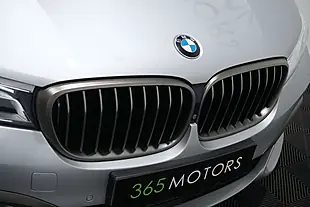 Used 2018 BMW 7 Series M760L Glacier Silver - Interior and Exterior details 18