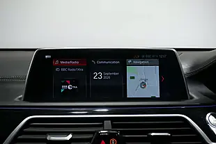Used 2018 BMW 7 Series M760L Glacier Silver - Interior and Exterior details 19