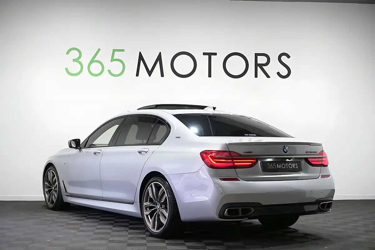 Used 2018 BMW 7 Series M760L Glacier Silver - Interior and Exterior details 2