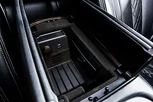 Used 2018 BMW 7 Series M760Li Black - Interior and Exterior details 17