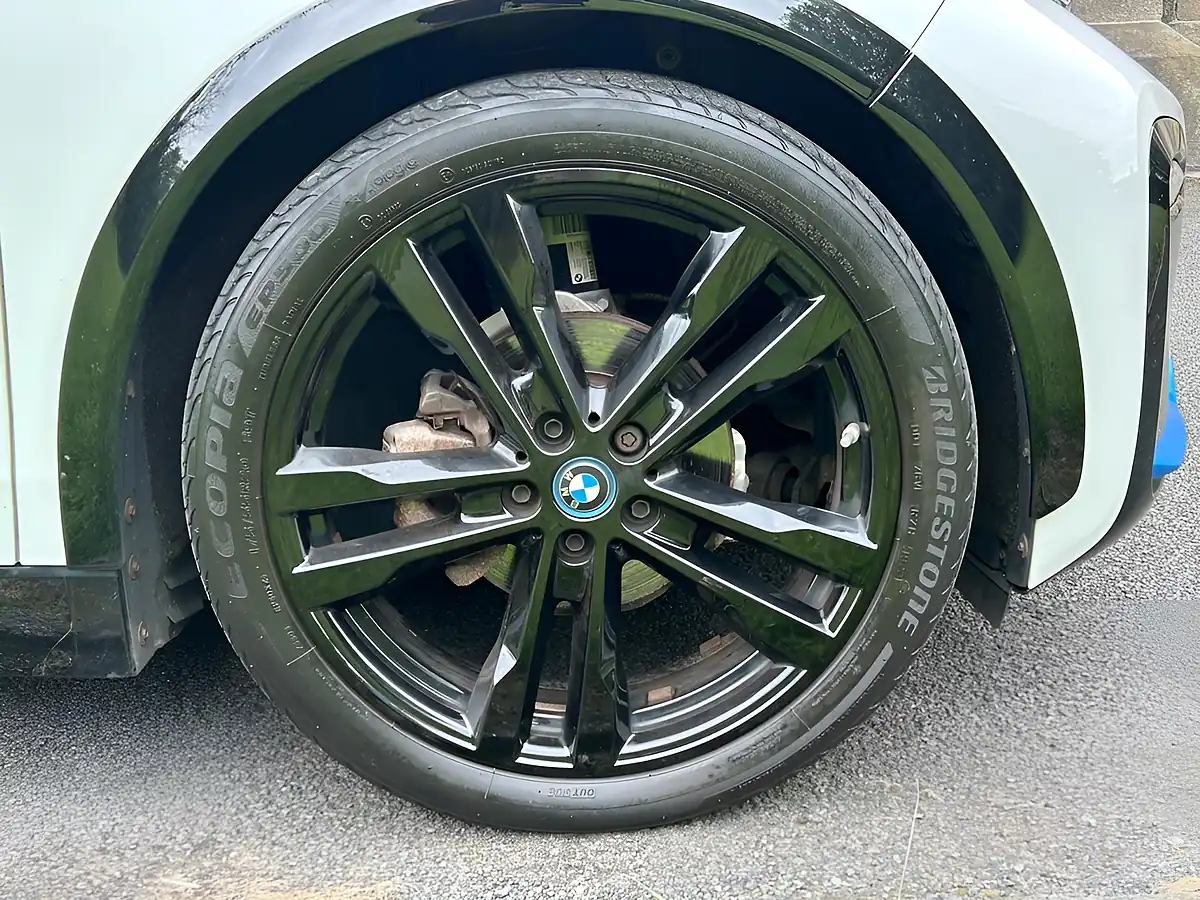Used 2018 BMW I3 S White - Interior and Exterior details 16