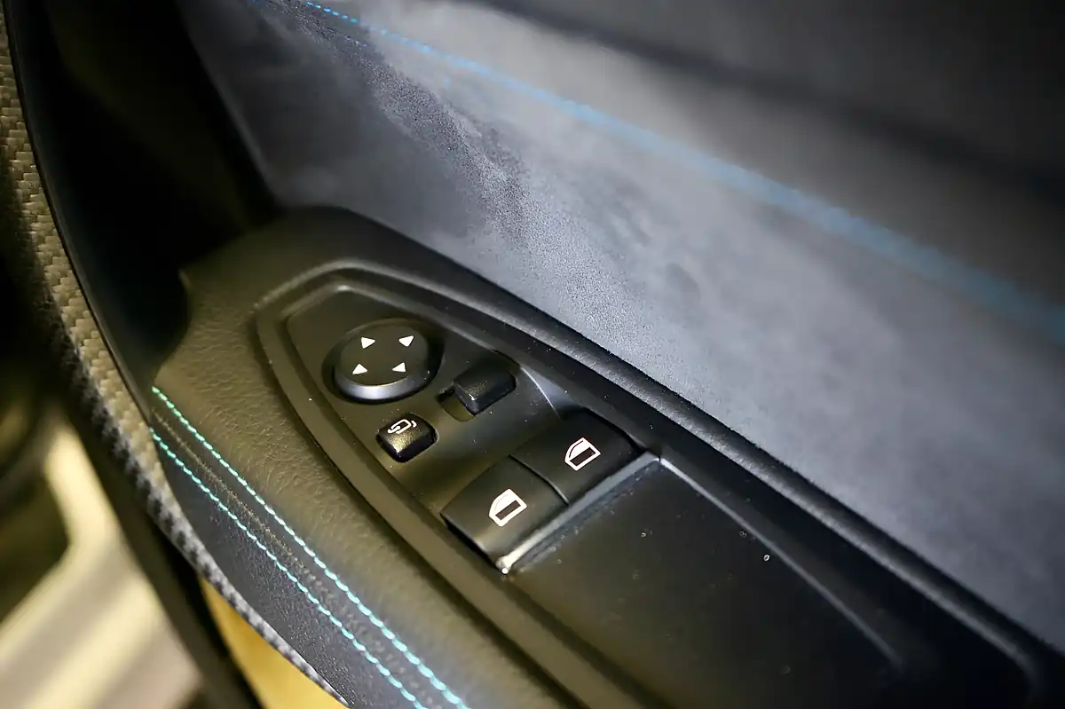 Used 2018 BMW M2 Competition Silver - Interior and Exterior details 16