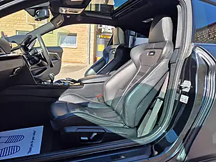 Used 2018 BMW M4 Competition Black - Interior and Exterior details 18