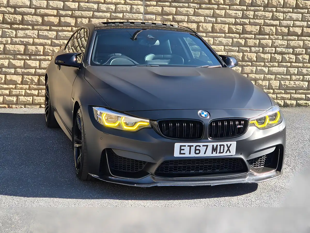 Used 2018 BMW M4 Competition Black - Interior and Exterior details 8