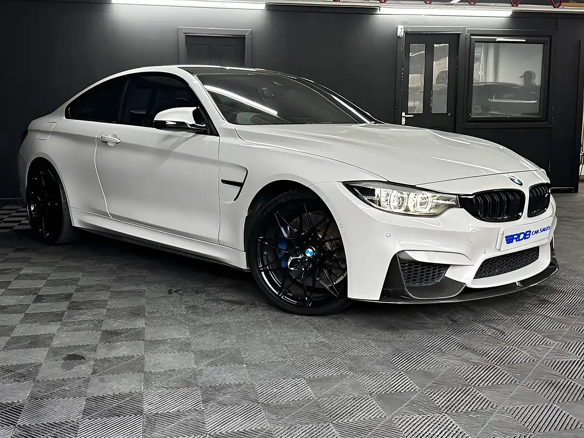 Used 2018 BMW M4 Competition Edition Package Mineral White - Interior and Exterior details 10