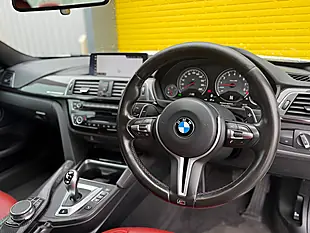 Used 2018 BMW M4 Competition White - Interior and Exterior details 10