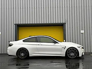 Used 2018 BMW M4 Competition White - Interior and Exterior details 6