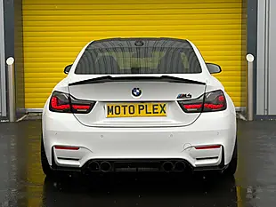 Used 2018 BMW M4 Competition White - Interior and Exterior details 8