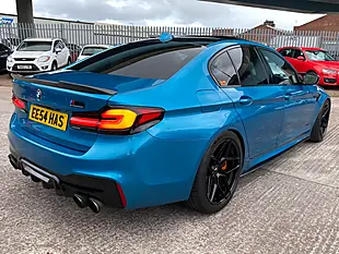 Used 2018 BMW M5 Blue - Interior and Exterior details 12
