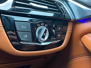Used 2018 BMW M5 Blue - Interior and Exterior details 16