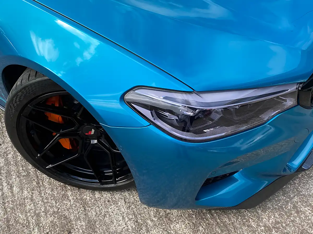 Used 2018 BMW M5 Blue - Interior and Exterior details 2