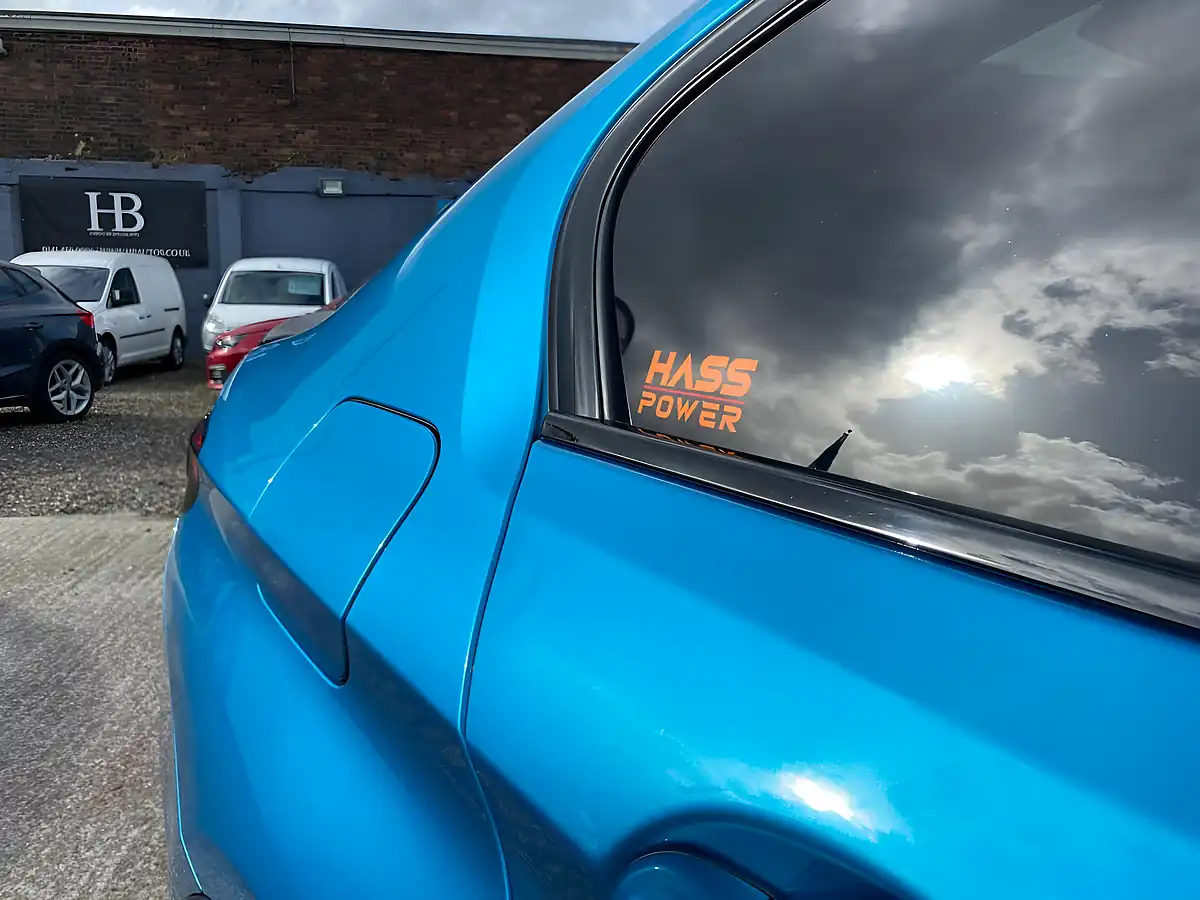 Used 2018 BMW M5 Blue - Interior and Exterior details 5