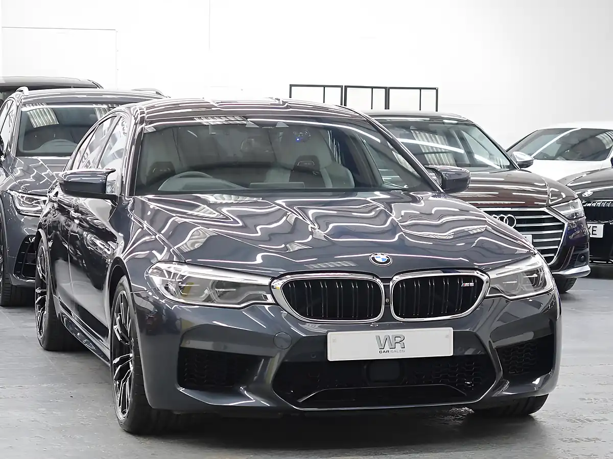 Used 2018 BMW M5 Grey - Interior and Exterior details 5