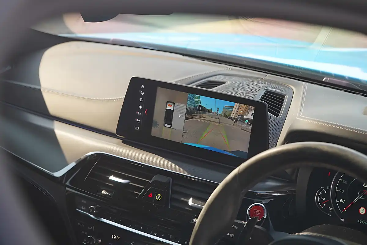 Used 2018 BMW M5 Marina Bay Blue - Interior and Exterior details 20