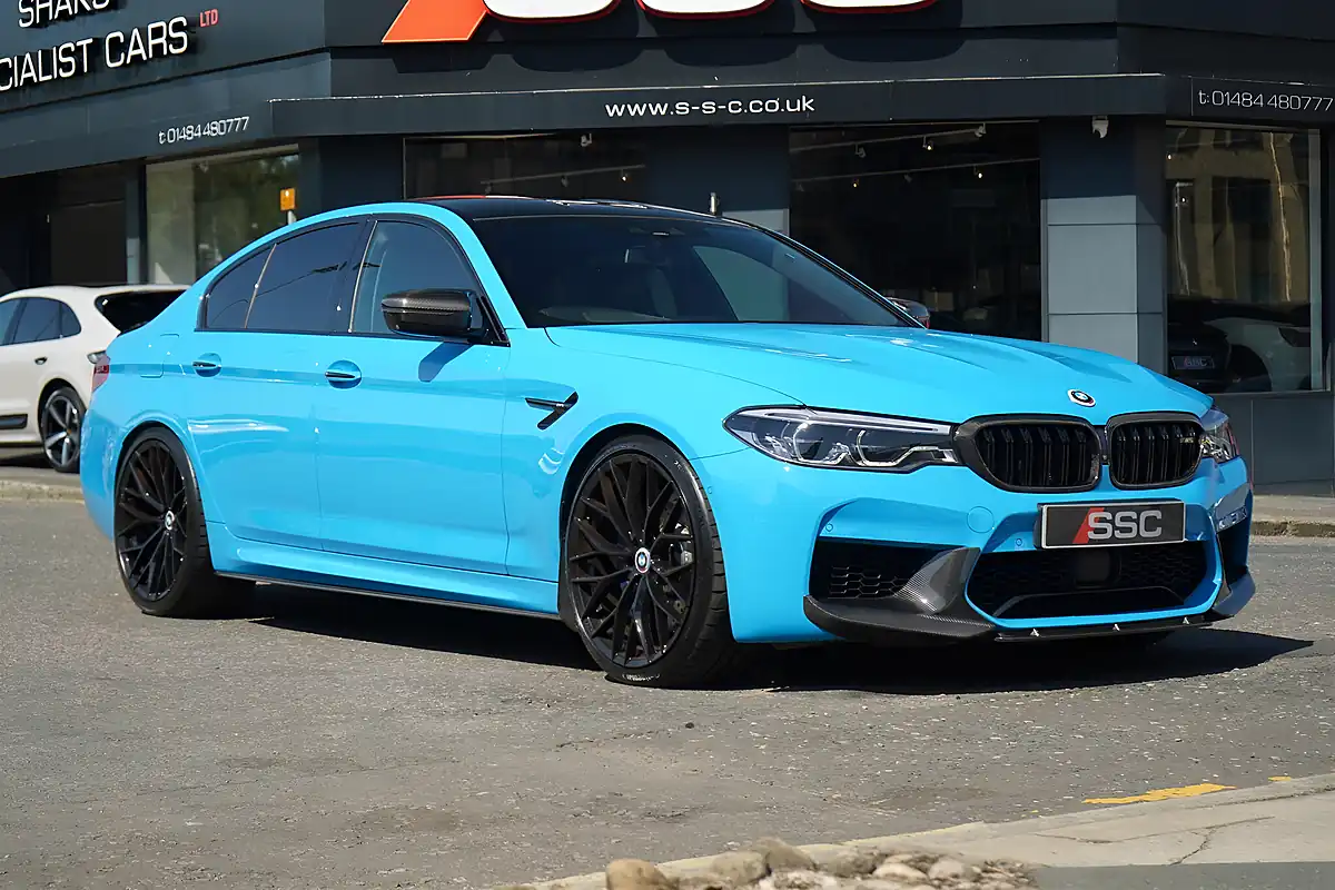 Used 2018 BMW M5 Marina Bay Blue - Interior and Exterior details 4