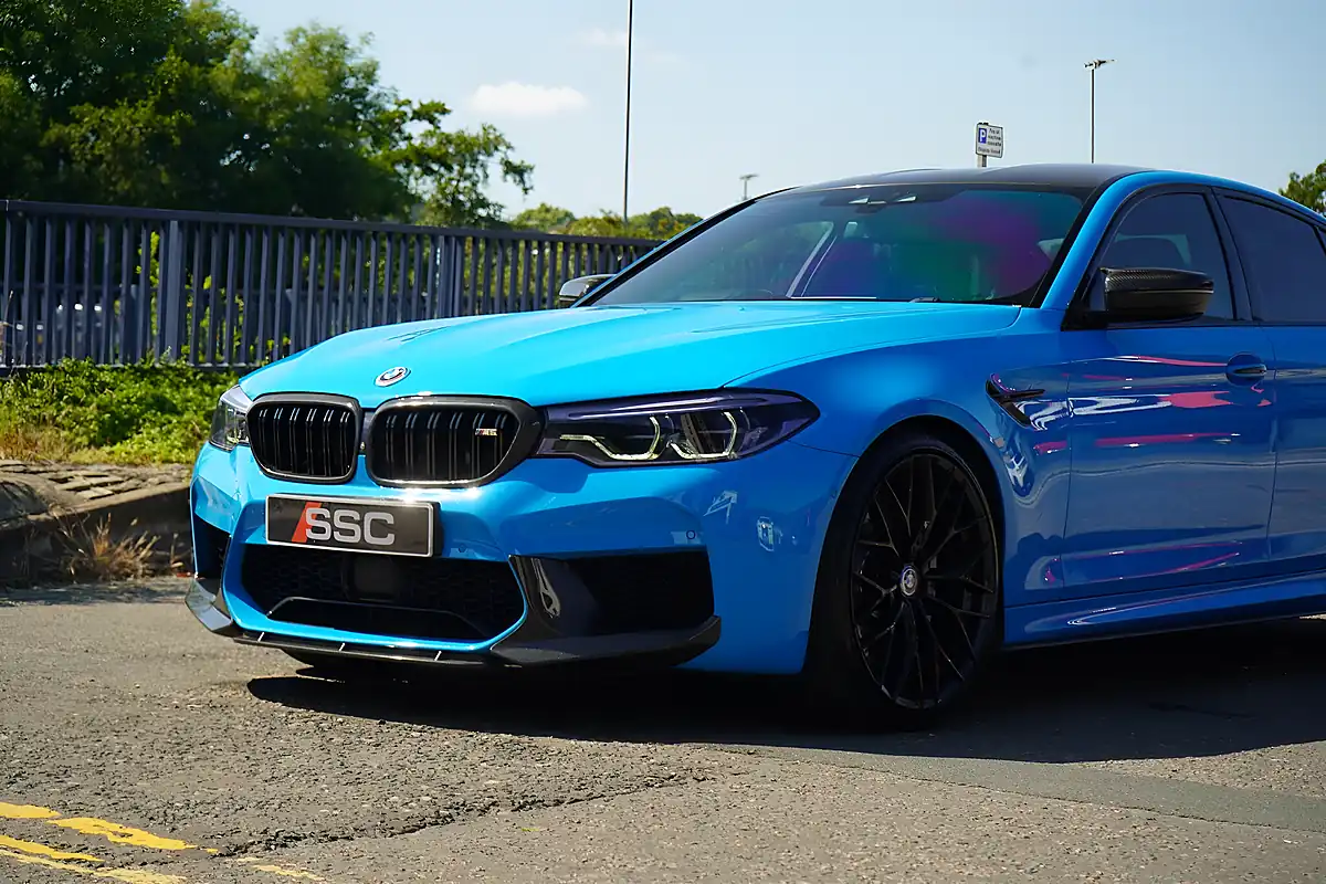 Used 2018 BMW M5 Marina Bay Blue - Interior and Exterior details 8